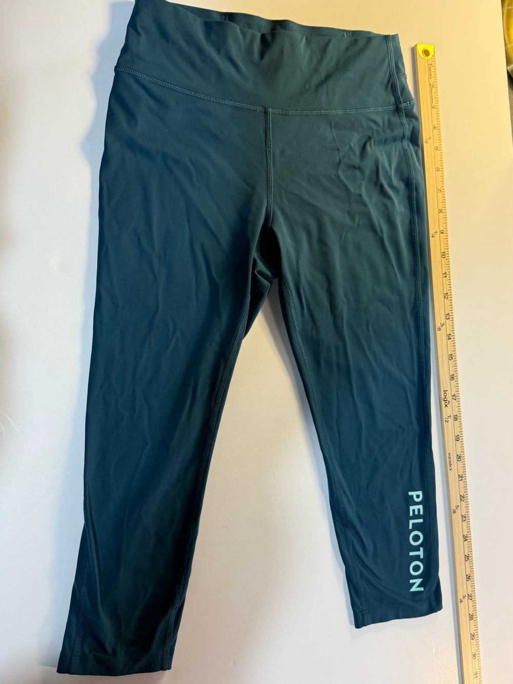 Peloton Cropped Teal Leggings – Women’s Size Small – High Rise – Athletic
